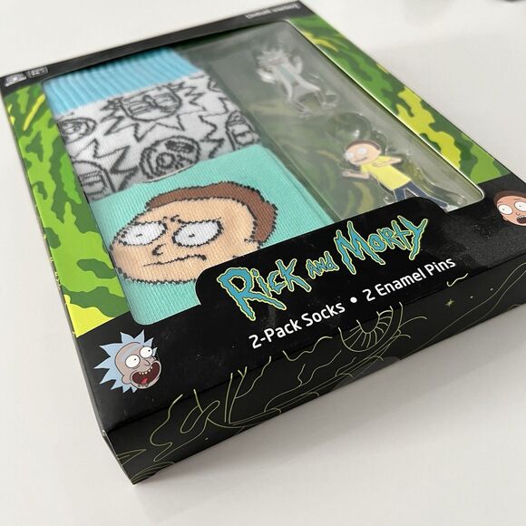 NEW Rick and Morty 2 Pairs of Novelty Socks + 2 Enamel Pins Cartoon Sci-Fi - Picture 5 of 6